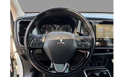 Mitsubishi Outlander * ПАНО* KEYLESS* Camera* ПОДГРЕВ* - автомобили, коли, обяви за нови и употребявани 13