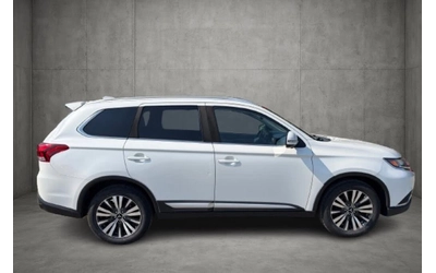 mitsubishi-outlander - 4