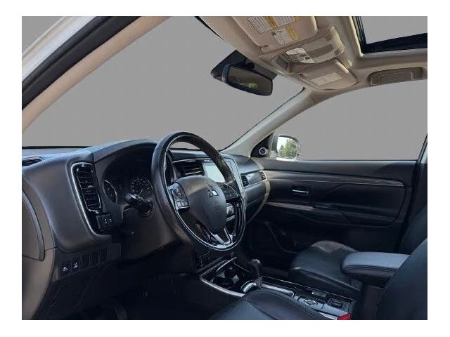 Mitsubishi Outlander * ПАНО* KEYLESS* Camera* ПОДГРЕВ* - автомобили, коли, обяви за нови и употребявани 9