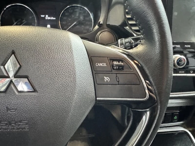 Mitsubishi Outlander * ПАНО* KEYLESS* Camera* ПОДГРЕВ* - автомобили, коли, обяви за нови и употребявани 10