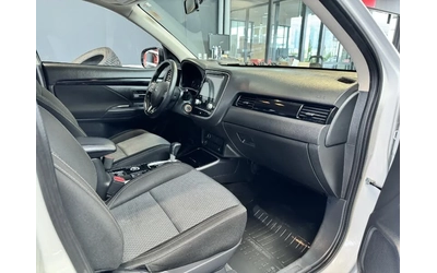 Mitsubishi Outlander * ПАНО* KEYLESS* Camera* ПОДГРЕВ* - автомобили, коли, обяви за нови и употребявани 12