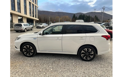Mitsubishi Outlander ШВЕЙЦАРИЯ 4х4 АВТОМАТИК - автомобили, коли, обяви за нови и употребявани 6