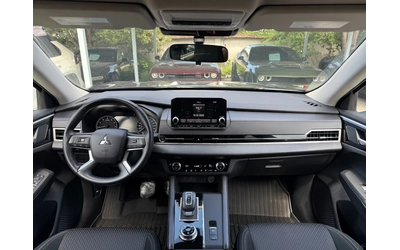 Mitsubishi Outlander 2.5 AWD, 7-SEATS - автомобили, коли, обяви за нови и употребявани 13
