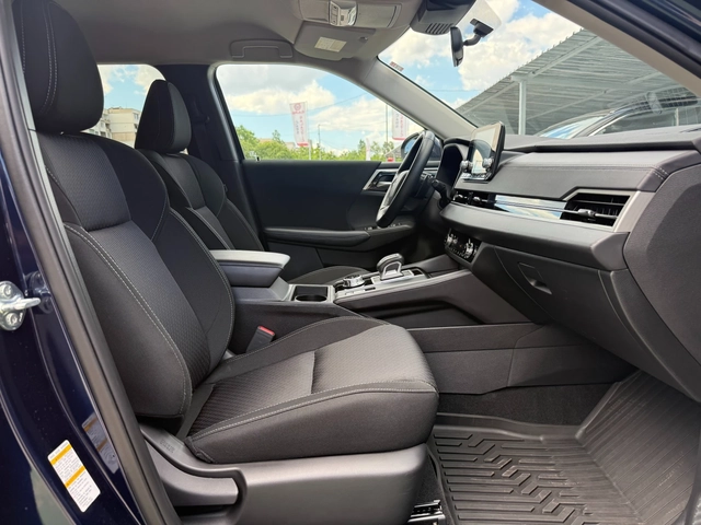 Mitsubishi Outlander 2.5 AWD, 7-SEATS - автомобили, коли, обяви за нови и употребявани 7