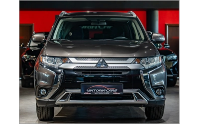 mitsubishi-outlander - 1