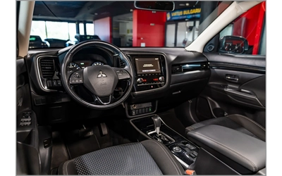 Mitsubishi Outlander 2.4* AWD - автомобили, коли, обяви за нови и употребявани 8