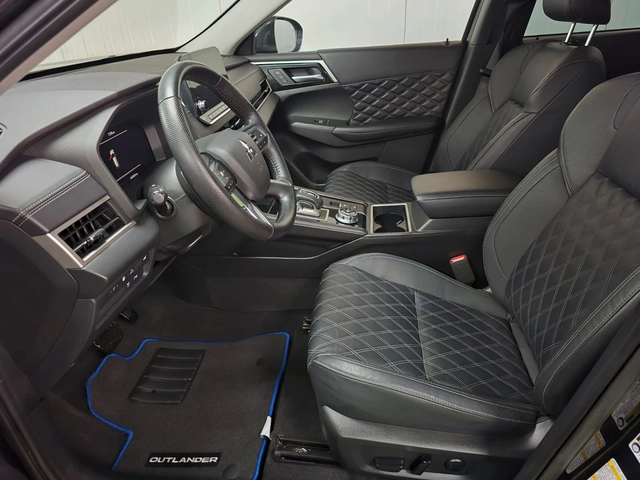 Mitsubishi Outlander PLUG-IN HYBRID PHEV SE S-AWC - автомобили, коли, обяви за нови и употребявани 10