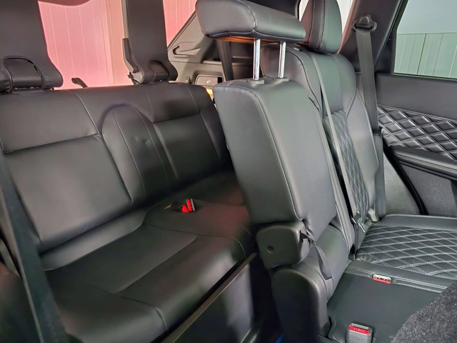 Mitsubishi Outlander PLUG-IN HYBRID PHEV SE S-AWC - автомобили, коли, обяви за нови и употребявани 12