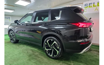 mitsubishi-outlander - 3