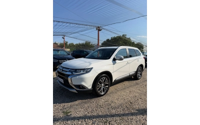 mitsubishi-outlander - 1