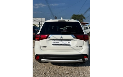 mitsubishi-outlander - 3