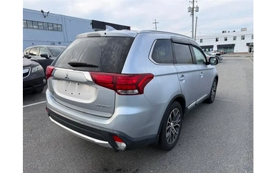 mitsubishi-outlander - 3