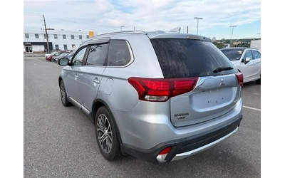 mitsubishi-outlander - 4