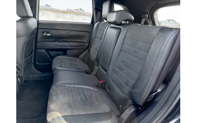 Mitsubishi Outlander Se Black 3.0 V6 7 места Шибидах - автомобили, коли, обяви за нови и употребявани 12