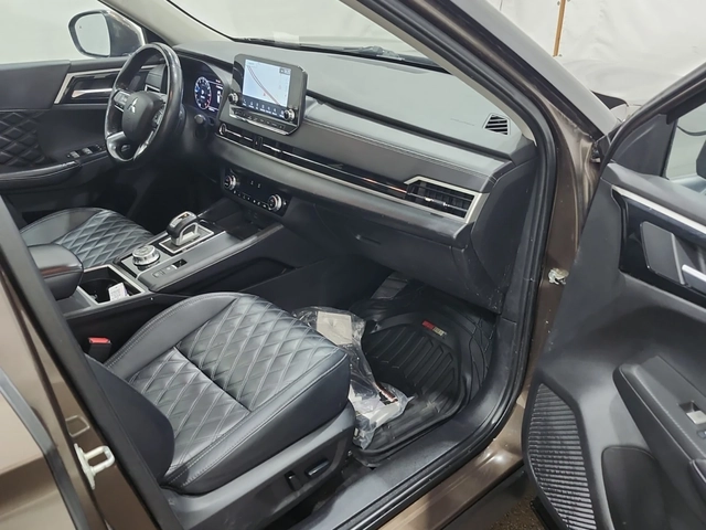 Mitsubishi Outlander SEL* AWD* БАКЛАВИЧКИ - автомобили, коли, обяви за нови и употребявани 6