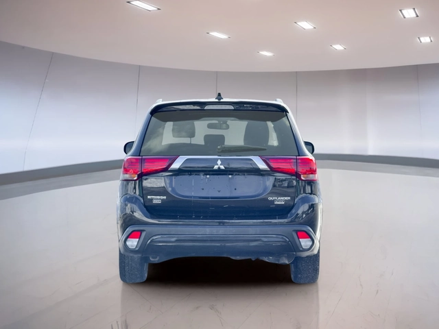 Mitsubishi Outlander Se Black 3.0 V6 7 места Шибидах - автомобили, коли, обяви за нови и употребявани 15