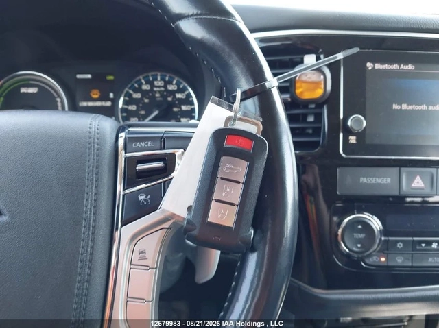 Mitsubishi Outlander PHEV GT/SE - автомобили, коли, обяви за нови и употребявани 11