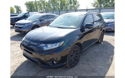 mitsubishi-outlander - 2