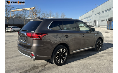 mitsubishi-outlander-hybrid-4x4-garantsiya-ot-kentavar - 3