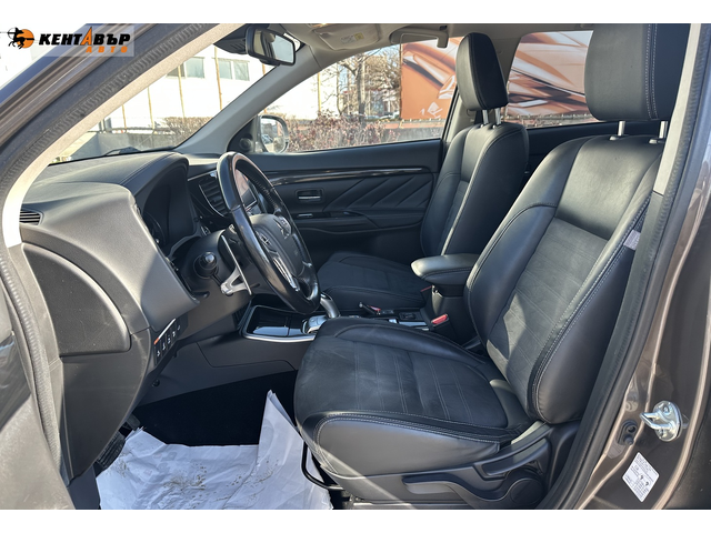 Mitsubishi Outlander Hybrid/4x4/ГАРАНЦИЯ ОТ КЕНТАВЪР - автомобили, коли, обяви за нови и употребявани 9