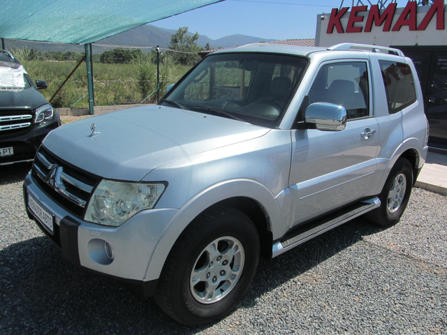 Mitsubishi Pajero 3.8i* 250k.c* avto - автомобили, коли, обяви за нови и употребявани 7
