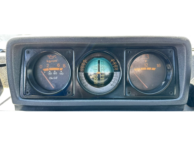 Mitsubishi Pajero 2.5D 84HP 4X4 - автомобили, коли, обяви за нови и употребявани 10