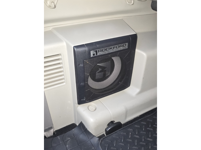 Mitsubishi Pajero 3.2d - автомобили, коли, обяви за нови и употребявани 16