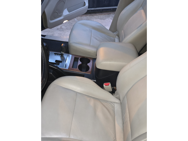 Mitsubishi Pajero 3.2d - автомобили, коли, обяви за нови и употребявани 19