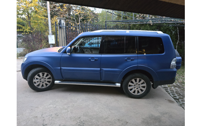 mitsubishi-pajero-3-2d - 4