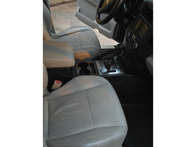 Mitsubishi Pajero 3.2d - автомобили, коли, обяви за нови и употребявани 9