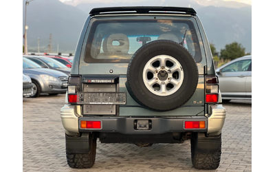 mitsubishi-pajero - 4