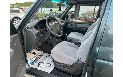 Mitsubishi Pajero - автомобили, коли, обяви за нови и употребявани 9