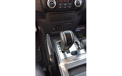 Mitsubishi Pajero 3.2d* AUTOMAT* SUPER-SELECT* 6+ 1 - автомобили, коли, обяви за нови и употребявани 14