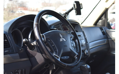 Mitsubishi Pajero 3.2d* AUTOMAT* SUPER-SELECT* 6+ 1 - автомобили, коли, обяви за нови и употребявани 8