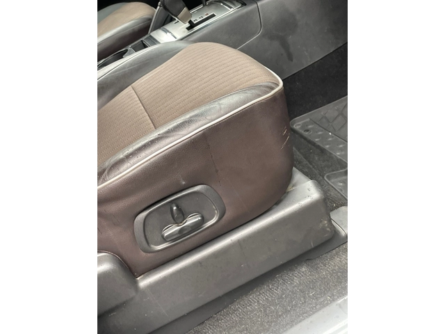 Mitsubishi Pajero 3.2DID - автомобили, коли, обяви за нови и употребявани 13