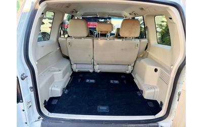 Mitsubishi Pajero Pajero 3.6 - автомобили, коли, обяви за нови и употребявани 11