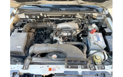 Mitsubishi Pajero Pajero 3.6 - автомобили, коли, обяви за нови и употребявани 12