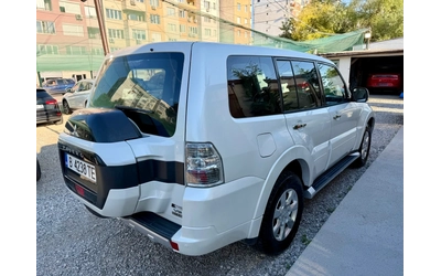 mitsubishi-pajero - 4