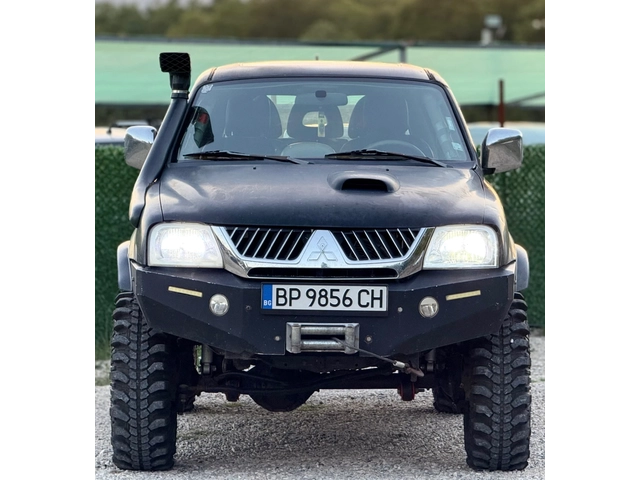 Mitsubishi Pajero sport 3.0i LPG OFFROAD - автомобили, коли, обяви за нови и употребявани 1