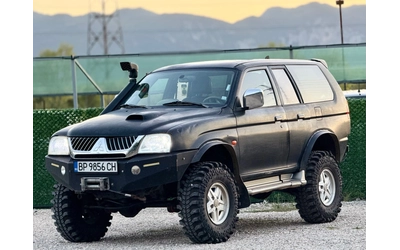 mitsubishi-pajero-sport - 2