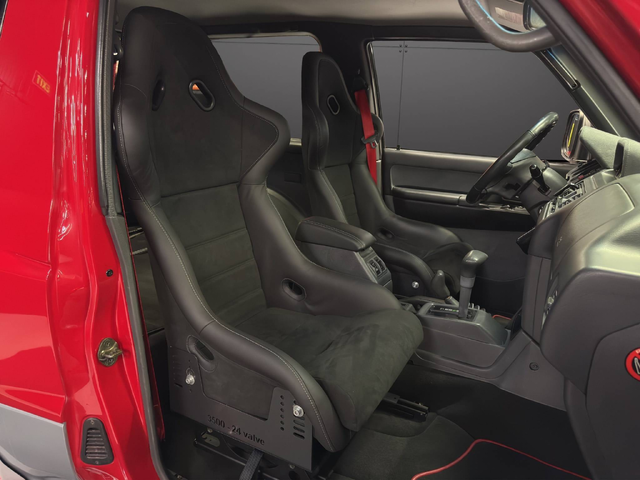 Mitsubishi Pajero V6 - автомобили, коли, обяви за нови и употребявани 13