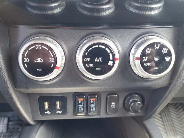 Mitsubishi RVR * ПАНО* KEYLESS* Camera* ПОДГРЕВ* - автомобили, коли, обяви за нови и употребявани 12