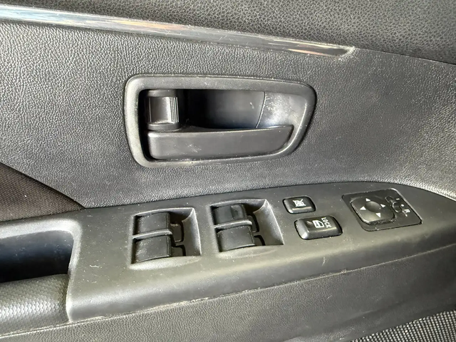 Mitsubishi RVR SE All Wheel Drive - автомобили, коли, обяви за нови и употребявани 14