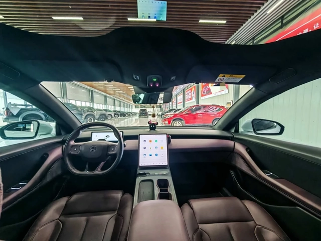 NIO ET5 - автомобили, коли, обяви за нови и употребявани 4
