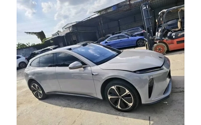 nio-et5 - 4