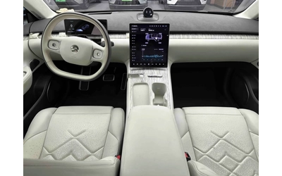 nio-et7 - 4