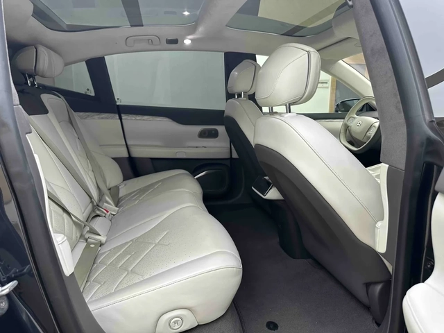   BEV 100 kWh AWD - автомобили, коли, обяви за нови и употребявани 7