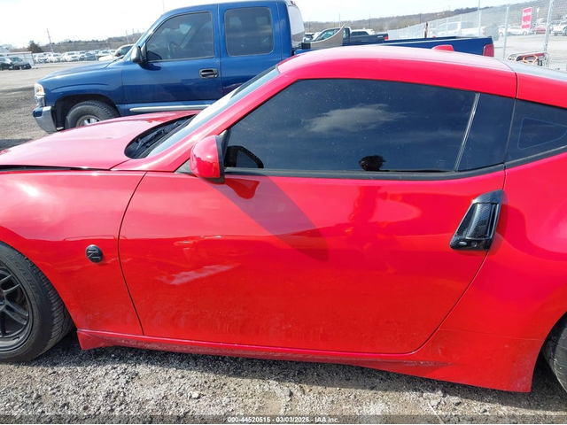Nissan 370Z 3.7L V-6 DOHC, VVT, 332HP Rear Wheel Drive - автомобили, коли, обяви за нови и употребявани 13
