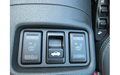 Nissan 370Z 3.7 - автомобили, коли, обяви за нови и употребявани 11