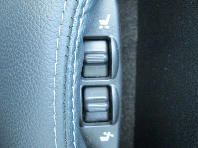 Nissan 370Z 3.7 - автомобили, коли, обяви за нови и употребявани 13